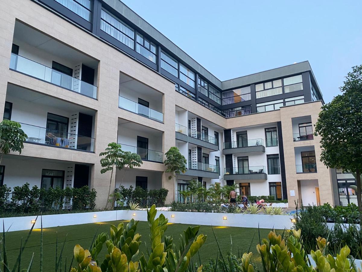 One Bedroom Apartment At A Embassy Gardens Cantonments Accra Exterior foto